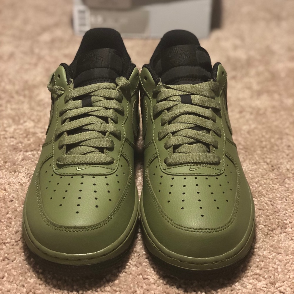 Green Nike Air Force 1s size 8.5 New